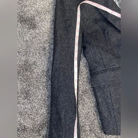 Banana Republic Women’s Gray Wool Blazer Size Petite 4 Office Business Casual - Picture 2 of 6